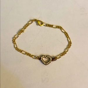 Gold heart bracelet